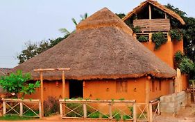 Aura Kalari Buddha Stone, Mud House & Tree House
